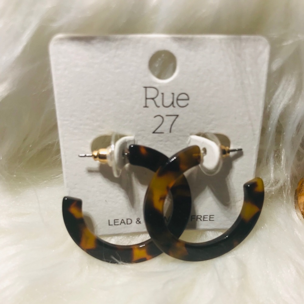 ❤️Small resin hoop earrings ❤️